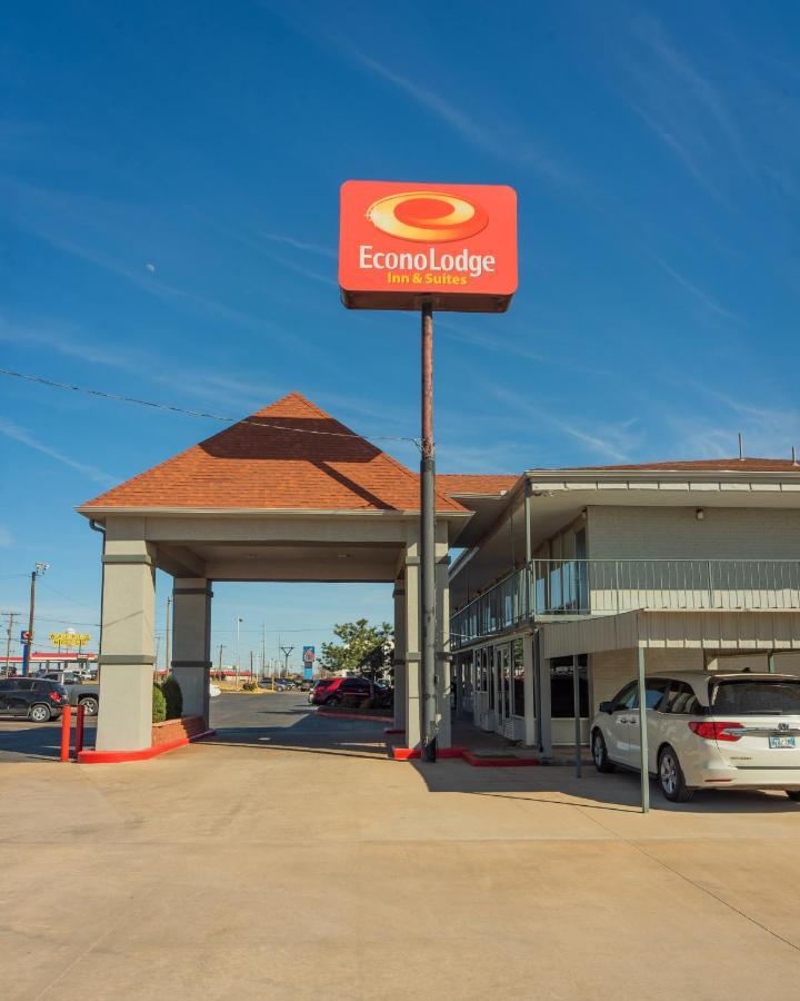 Econo Lodge Inn & Suites Near Bricktown Oklahoma City Exterior foto